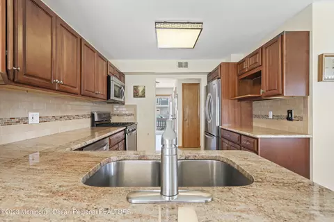 306 Ormond Dr, Lavallette, NJ 08735 photo 8
