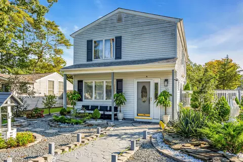 30 Dock Ave, Waretown, NJ 08758 photo 2