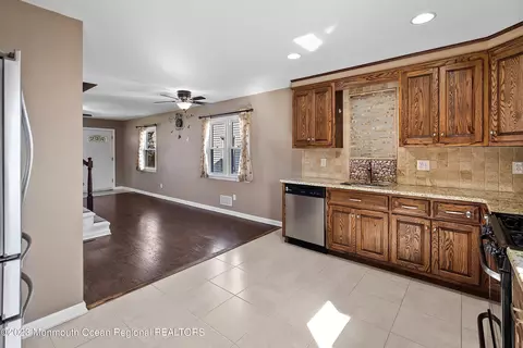 424 Cook Ave, Middlesex, NJ 08846 photo 10