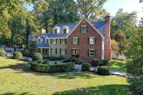 142 Bamm Hollow Rd, Middletown, NJ 07748