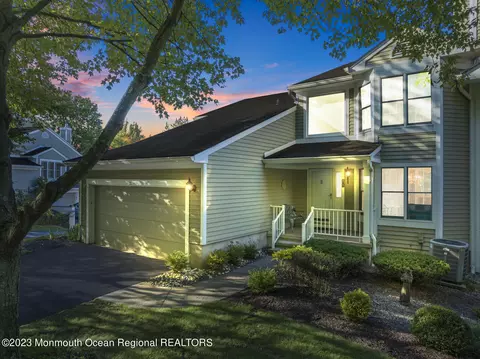 55 Edgewood Rd, Bedminster, NJ 07921