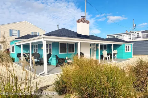54 Silver Beach Rd, Lavallette, NJ 08735