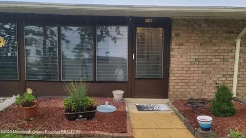 15 Yorkshire Ct # d, Manchester, NJ 08759