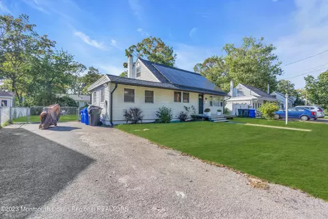 16 Harding Dr, Brick, NJ 08724 photo 32