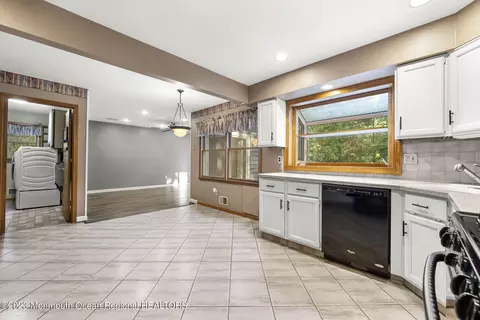 409 Frank Applegate Rd, Jackson, NJ 08527 photo 9