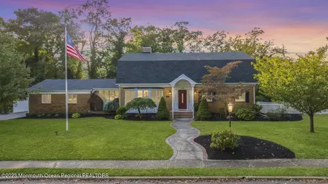 70 Hadley Ave, Toms River, NJ 08753