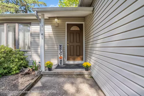 1141 6th Ave, Toms River, NJ 08757