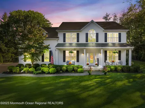 42 Meadow Dr, Shrewsbury, NJ 07702