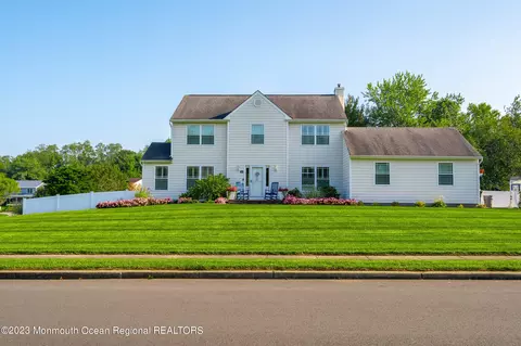 3417 Waterview Way, Wall, NJ 07719