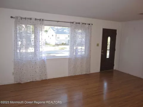 475 Pinecroft Dr, Brick, NJ 08723 photo 17