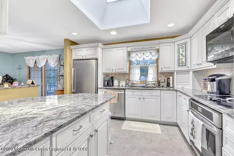 331 18th Ave, Brick, NJ 08724 photo 11