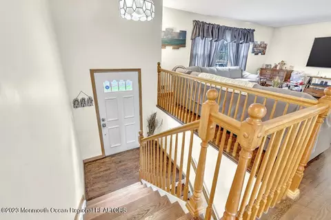 331 18th Ave, Brick, NJ 08724 photo 4