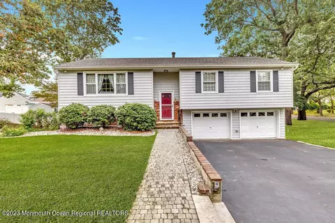 331 18th Ave, Brick, NJ 08724 photo 2