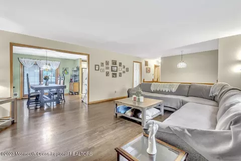 331 18th Ave, Brick, NJ 08724 photo 7