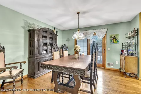 331 18th Ave, Brick, NJ 08724 photo 8