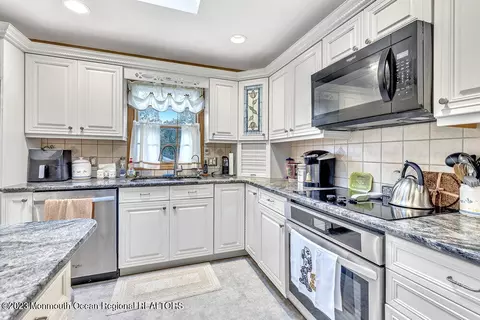 331 18th Ave, Brick, NJ 08724 photo 13