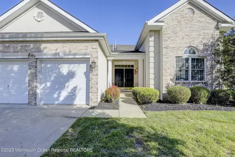 45 Kings North Rd, Jackson, NJ 08527