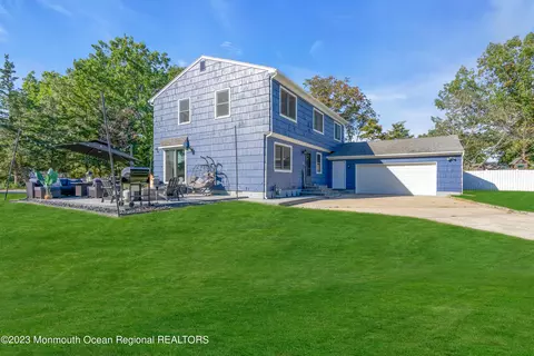 1220 Leguene Ave, Forked River, NJ 08731