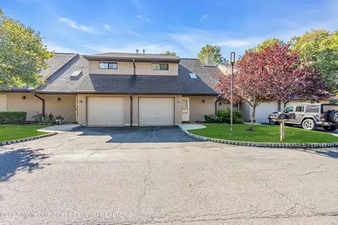 57 Deer Path Ct, Tinton Falls, NJ 07724