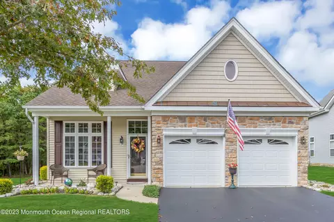29 Quincy Ter, Barnegat, NJ 08005
