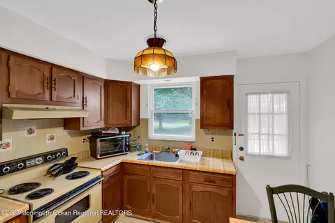 Undisclosed, Whiting, NJ 08759 photo 25