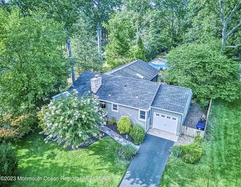 1604 Oxford Ln, Wall, NJ 07719