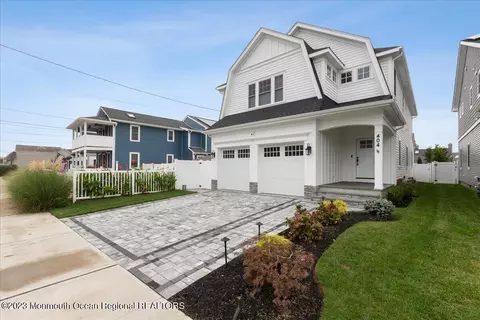 404 12 New Bedford Rd, Lake Como, NJ 07719