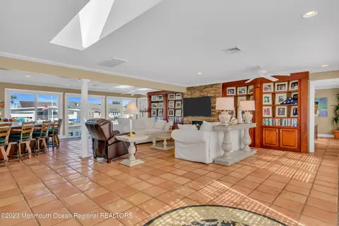818 Windward Dr, Forked River, NJ 08731 photo 8
