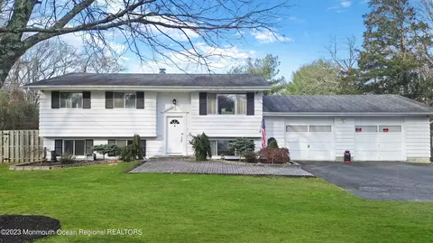 624 Fort Plains Rd, Howell, NJ 07731
