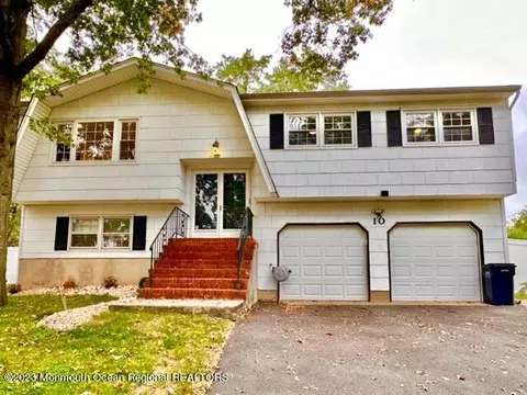 10 Boxwood Rd, Piscataway, NJ 08854