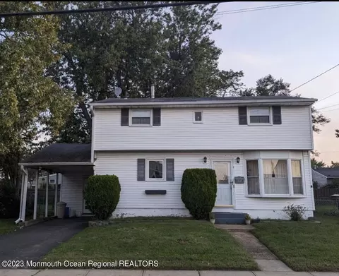 13 Scholer Dr, Union Beach, NJ 07735