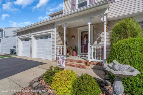 21 Cherry Tree Cir, Howell, NJ 07731 photo 2