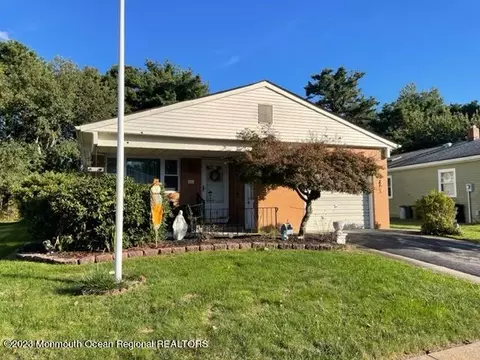 216 Orlando Blvd, Toms River, NJ 08757