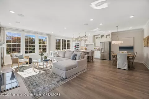 2000 Goldfinch Ct #2001, Wall, NJ 07753
