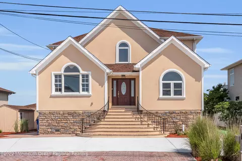 3130 Veeder Ave, Toms River, NJ 08753