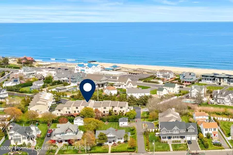 23 Meredith Ct, Monmouth Beach, NJ 07750