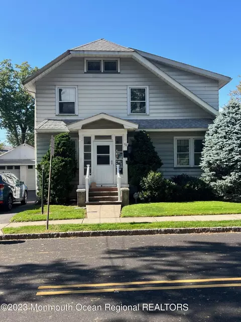 728 Filbert St, Roselle Park, NJ 07204