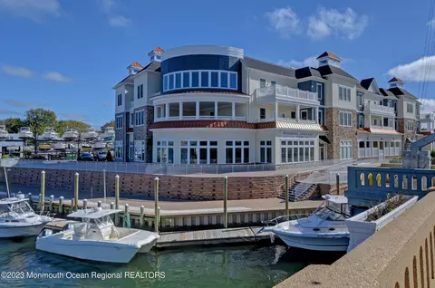 616 Fifth Ave #303, Belmar, NJ 07719