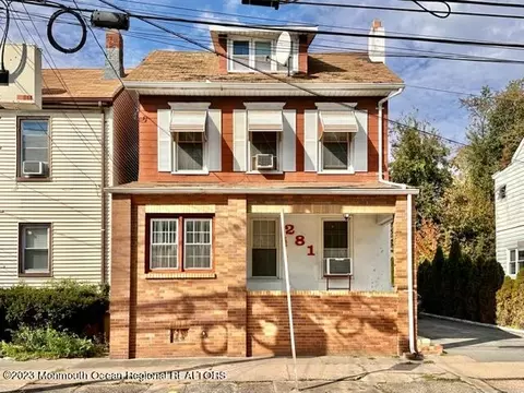 281 N 6th St, Prospect Park, NJ 07508