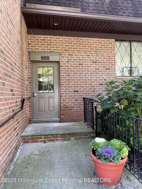 200 Portland Rd #E-15, Highlands, NJ 07732