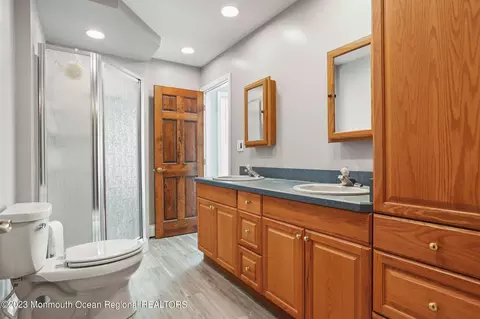 372 W Commodore Blvd, Jackson, NJ 08527 photo 31