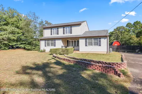 372 W Commodore Blvd, Jackson, NJ 08527 photo 4
