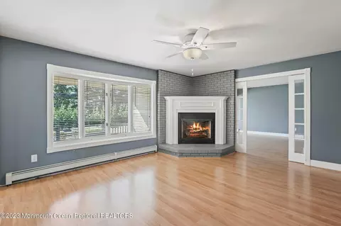 372 W Commodore Blvd, Jackson, NJ 08527 photo 19