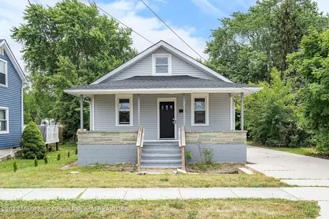 628 Buffalo Ave, Egg Harbor City, NJ 08215