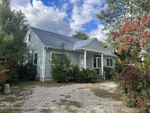 1751 Lakeside Dr, Forked River, NJ 08731