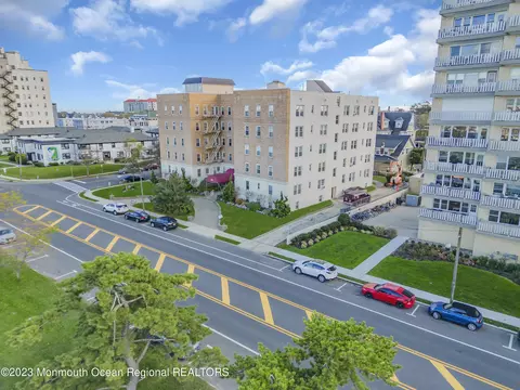 500 Deal Lake Dr #1H, Asbury Park, NJ 07712