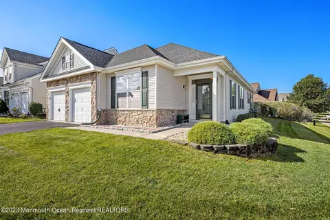 59 Rocky Brook Dr, Barnegat, NJ 08005