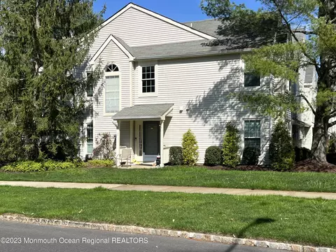 473 Cottonwood Ct, Howell, NJ 07731