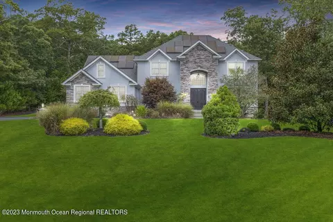 419 E Brook Ln, Galloway, NJ 08205