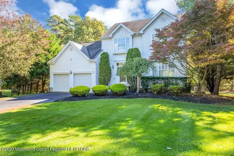 1 Sparrow Ct, Jackson, NJ 08527 photo 2